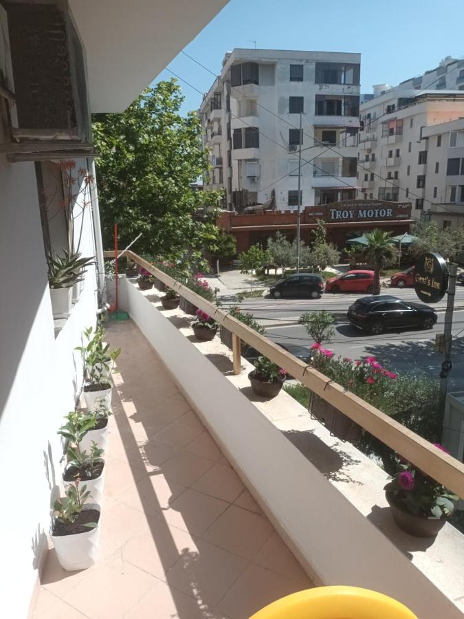 Holiday House Durrës Exterior foto